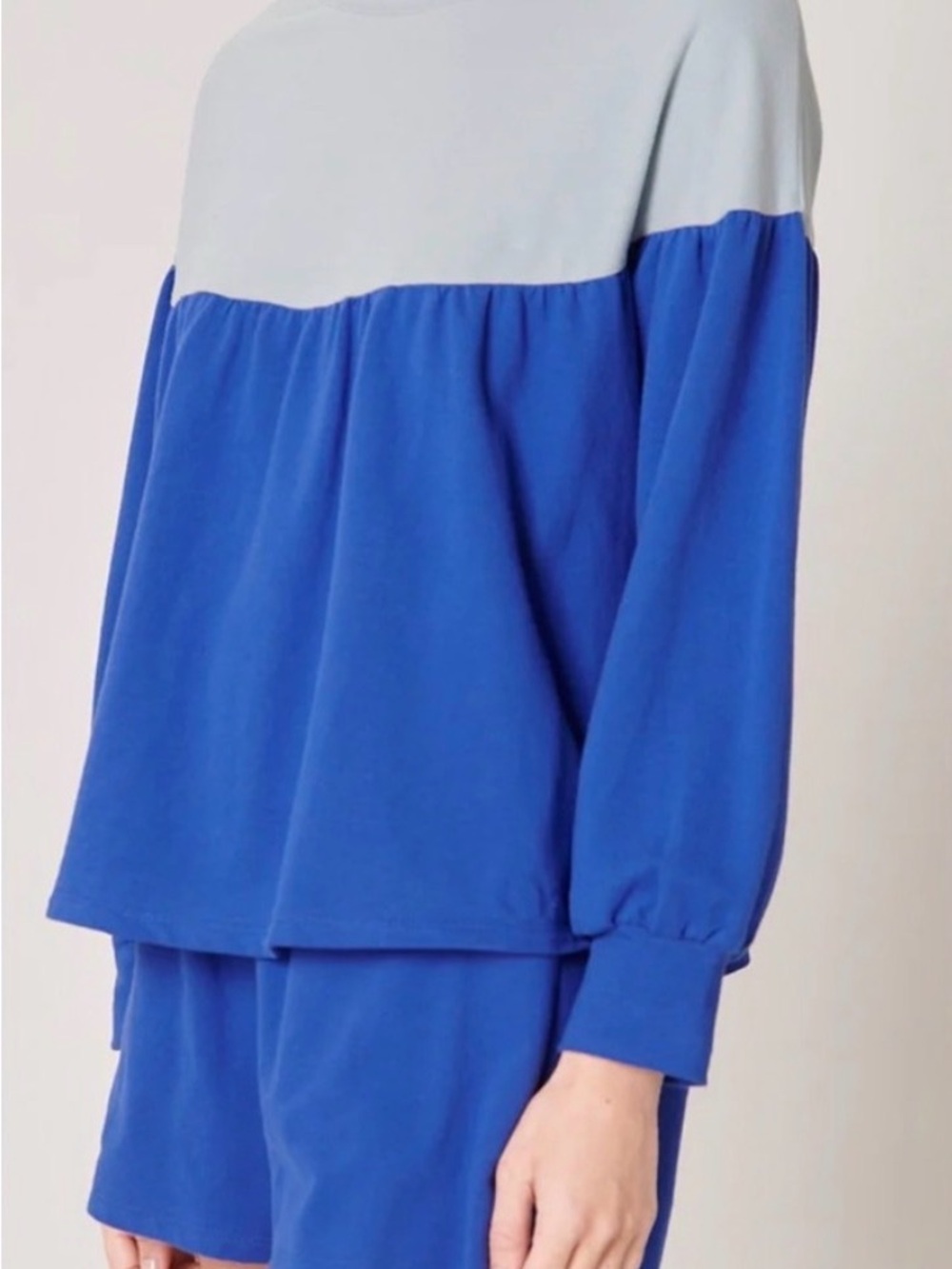 NWT Sugarlips Two-Tone Blue Long Sleeve Set